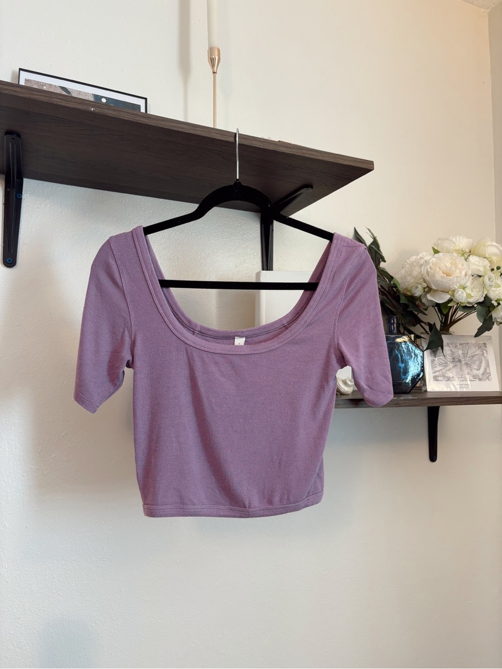 lululemon Athletica Hold Tight Square Neck Crop Top in Wisteria Purple Size 6